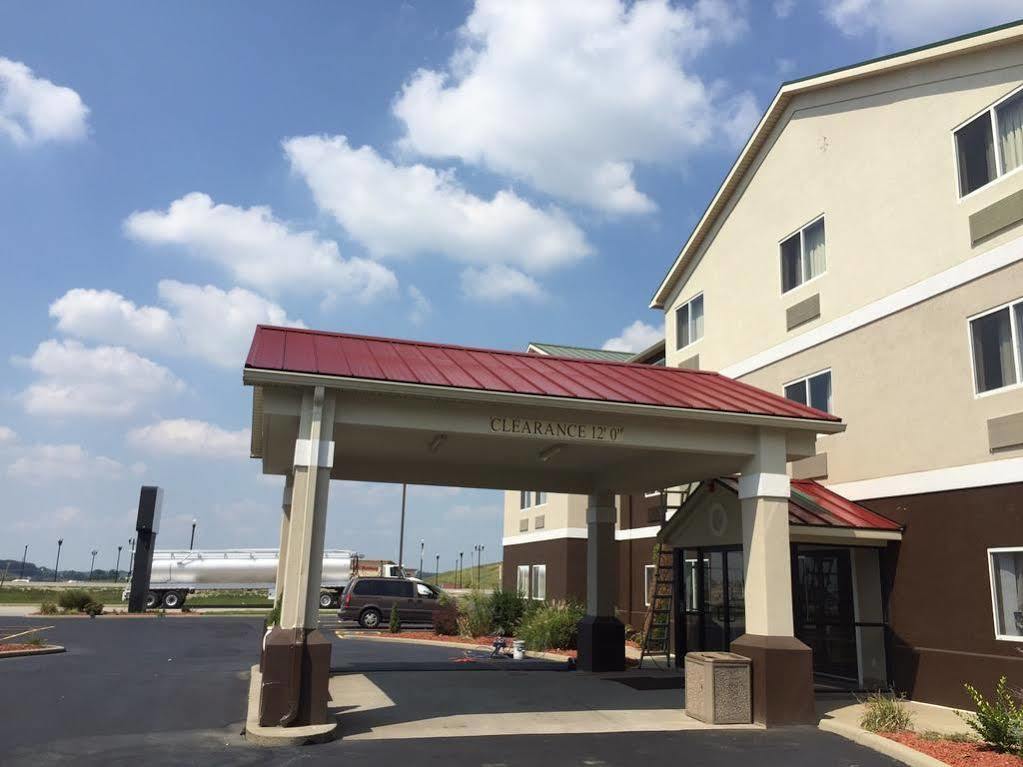 Quality Inn & Suites Ferdinand Zewnętrze zdjęcie